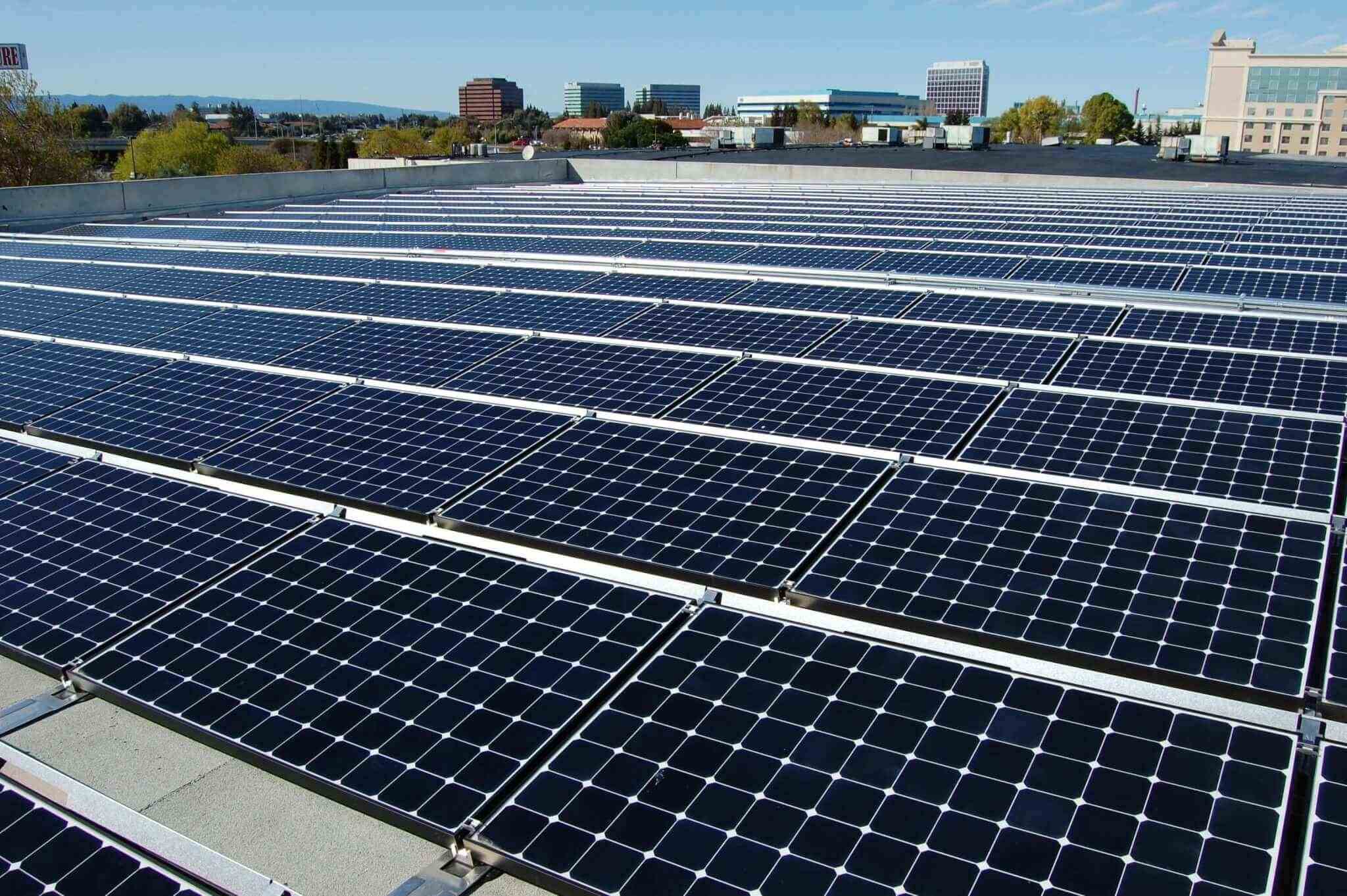 Solar power system for commercial complex in Noida