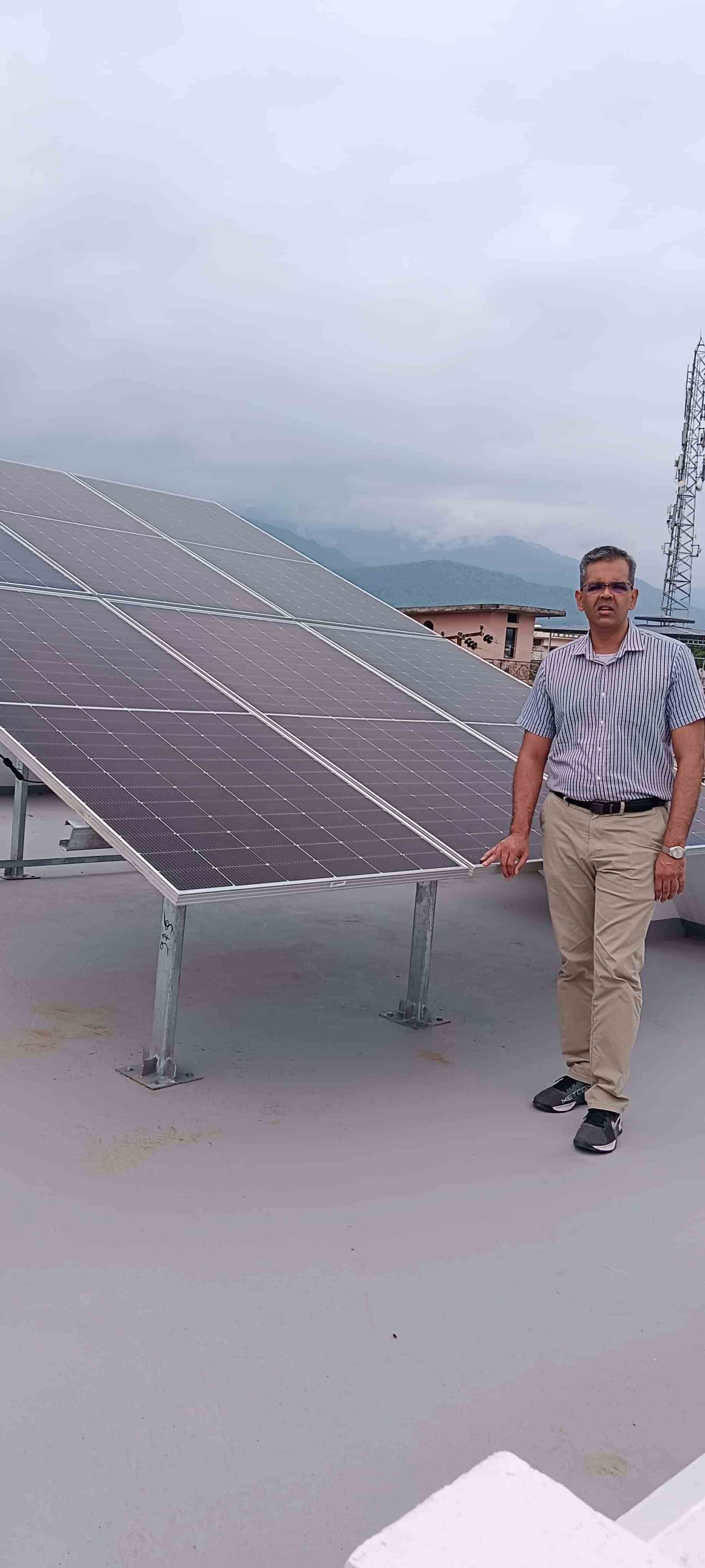 Factory rooftop solar solution in Greater Noida